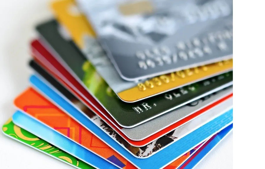 Los bancos cobran hasta 500% por el financiamiento con tarjetas de crédito