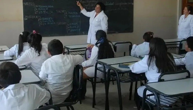 Comienza el ciclo lectivo 2025 en las escuelas de la provincia