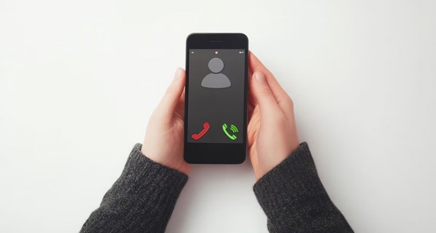 Si te llaman de un número que empieza con +32 no contestes, es una estafa que robará tu WhatsApp