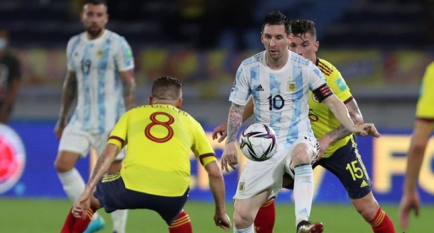 Argentina enfrenta a Colombia por un lugar en la final de la Copa América: hora, TV y formaciones