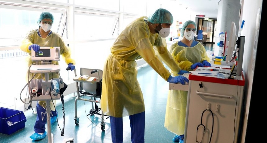 Científicos investigan cómo el COVID-19 ingresa al cerebro y lo daña