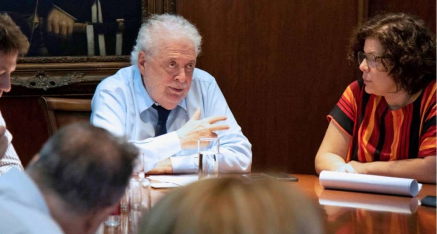 La Justicia ya tiene los mails que el Ministerio de Salud intercambió con AstraZeneca, pero no pudo acceder al correo de Ginés González García