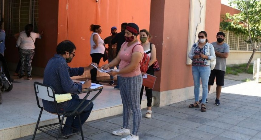 Un grupo de docentes rechaza la presencialidad