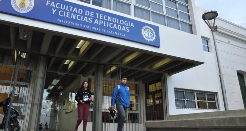 Facultad de Tecnología y Ciencias Aplicadas con capacitación pedagógica