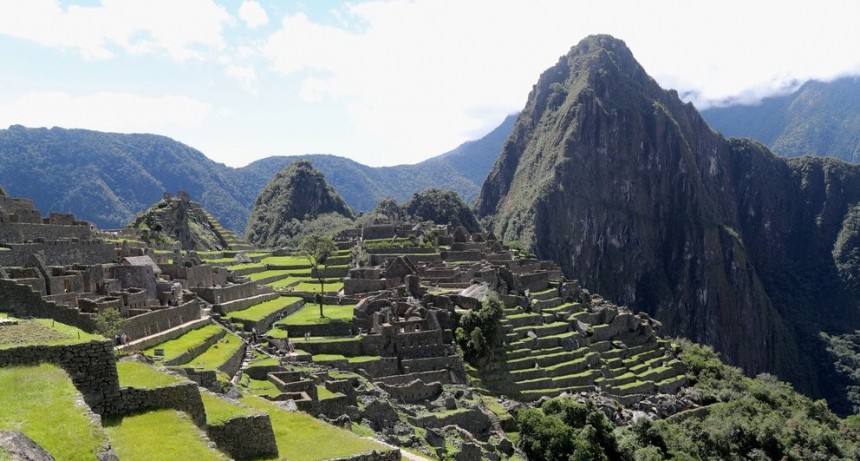 A 200 años de su independencia, Perú define su futuro entre un pasado heroico y un presente contradictorio