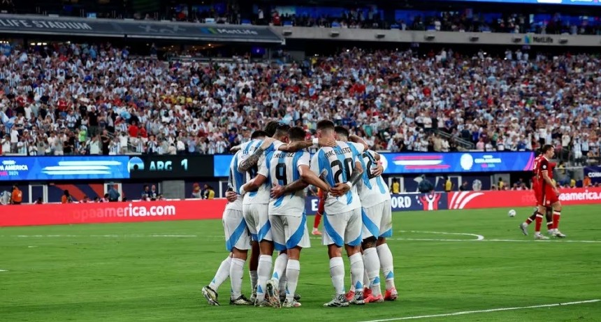 Argentina sigue haciendo historia: venció 2-0 a Canadá y se clasificó a la final de la Copa América