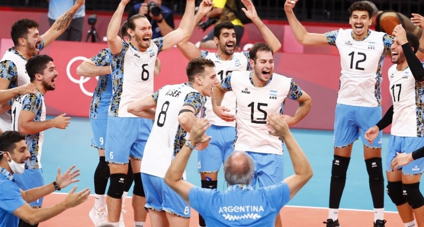 La selección argentina de vóley logró un triunfo histórico ante Italia y jugará las semifinales de los Juegos Olímpicos