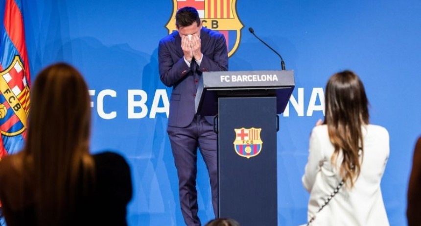 Un conmovido Messi se despidió del Barcelona