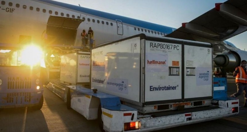 Más de un millón de vacunas Sinopharm y Astrazeneca llegan hoy al país