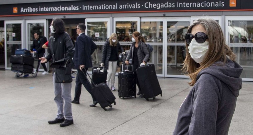 El Gobierno levantó la cuarentena obligatoria para los argentinos que regresen de viajes laborales o comerciales