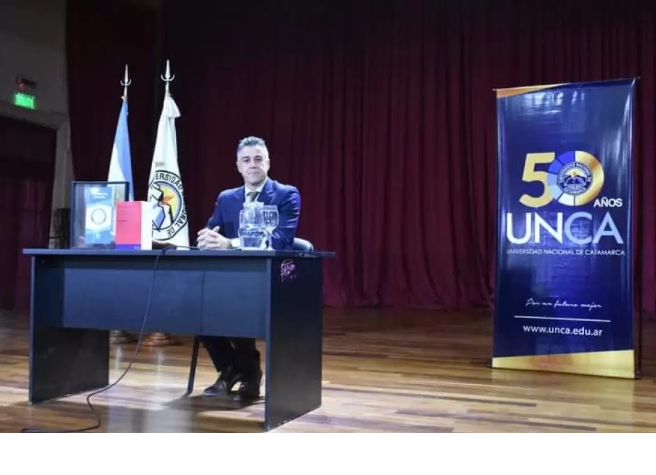 Daniel Rafecas brindó una conferencia y presentó su nuevo libro en la UNCA