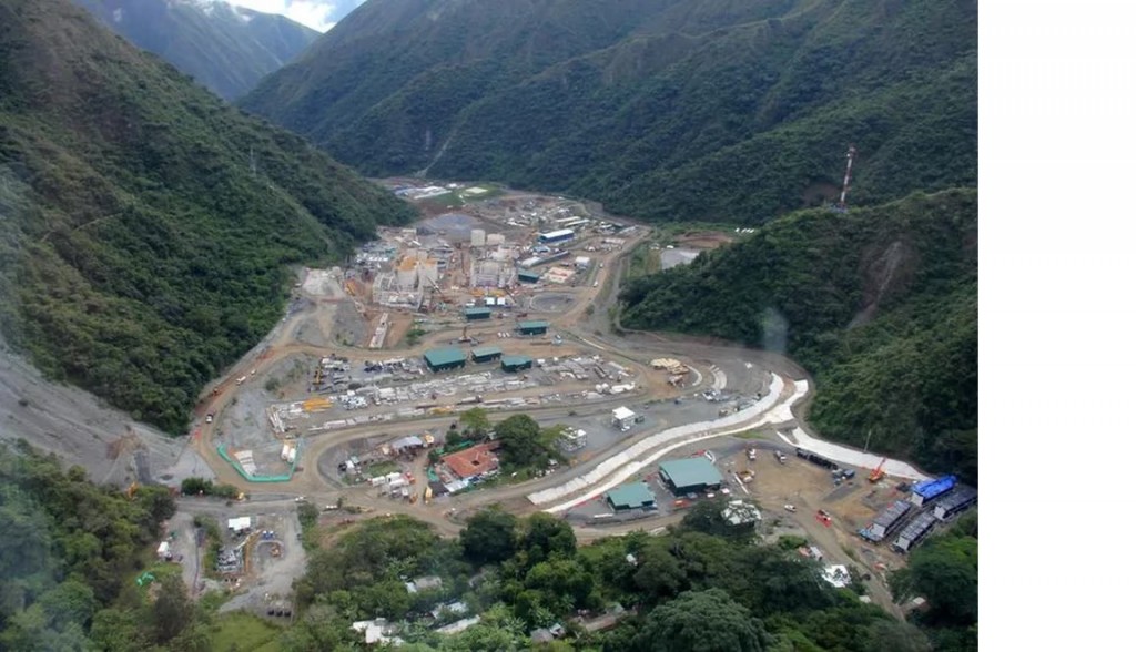 Zijin, la minera del régimen chino que busca quedarse con el oro en Colombia y el litio en Argentina