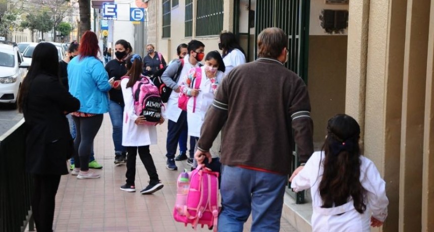 Inició ayer el regreso paulatino del 100% del alumnado en las escuelas