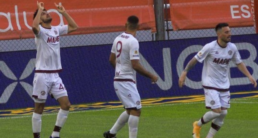 En un partido muy caliente, Lanús le ganó a Independiente y se aferra a la cima del torneo argentino