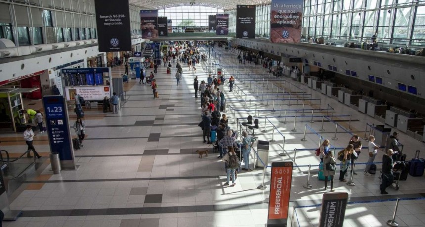Adiós a los barbijos al aire libre, apertura de las fronteras y aforo del 100%: una por una, las nuevas flexibilizaciones