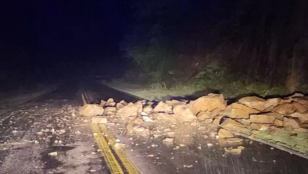 Precaución por más derrumbes en La Cébila