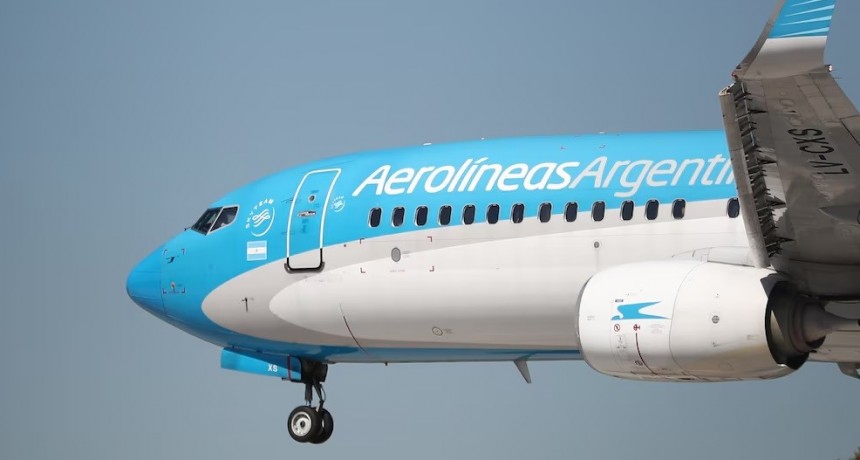 El Gobierno analiza sumar la privatización de Aerolíneas Argentinas a las sesiones extraordinarias